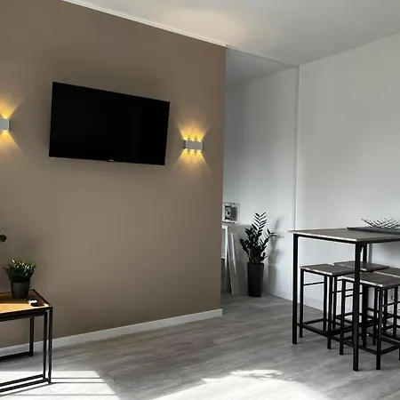 Schone Auch Fur Messe Apartment Meerbusch